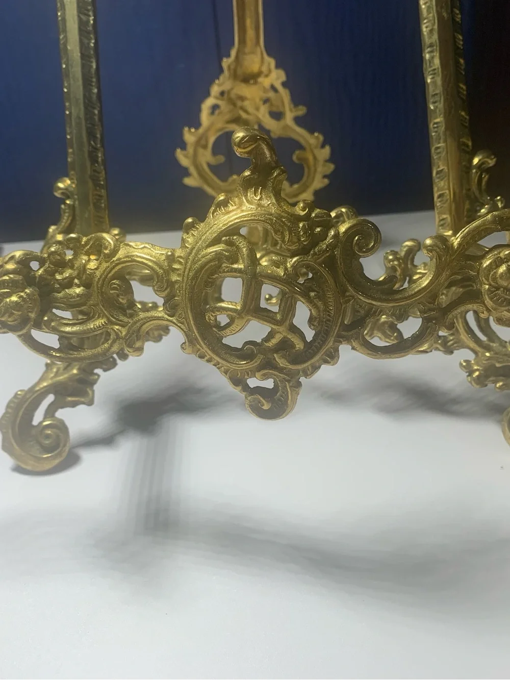 Vintage/Antique Decorative Easel Stand -Andrea By Sadek Gold Brass